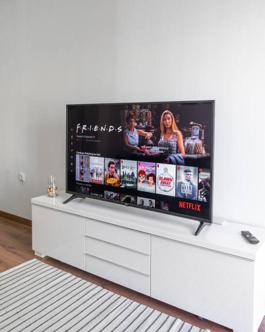 Modernised Athenian Apartment /W 2Br & 2Ba Zewnętrze zdjęcie