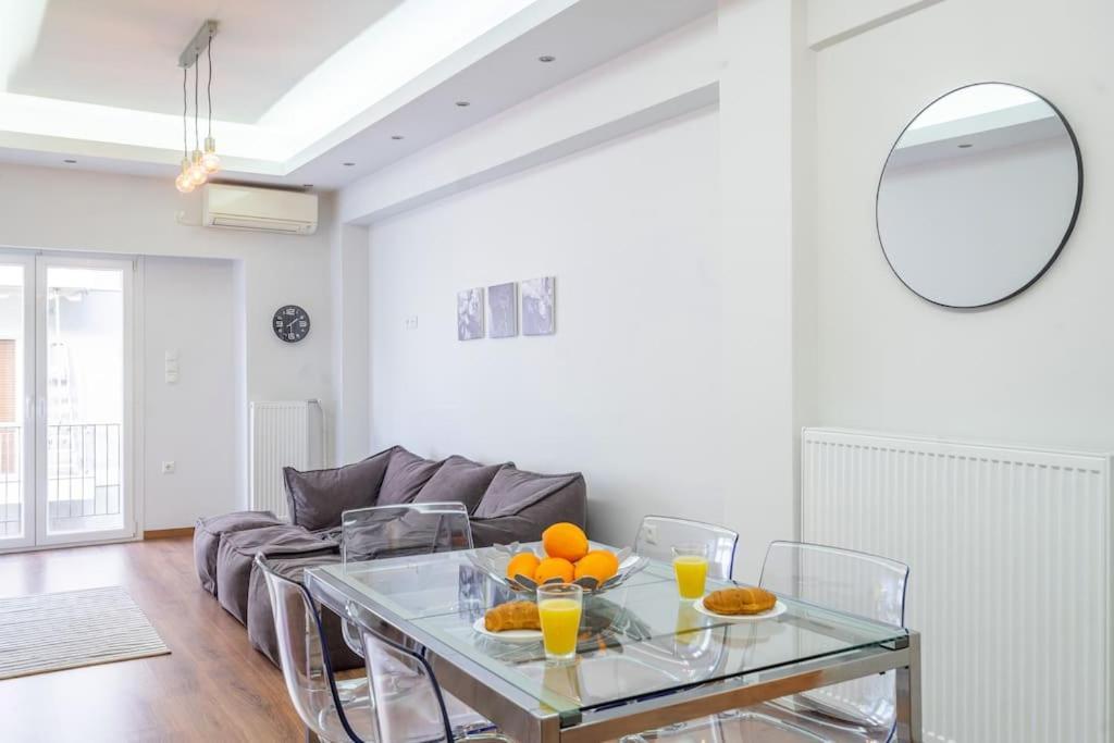 Modernised Athenian Apartment /W 2Br & 2Ba Zewnętrze zdjęcie