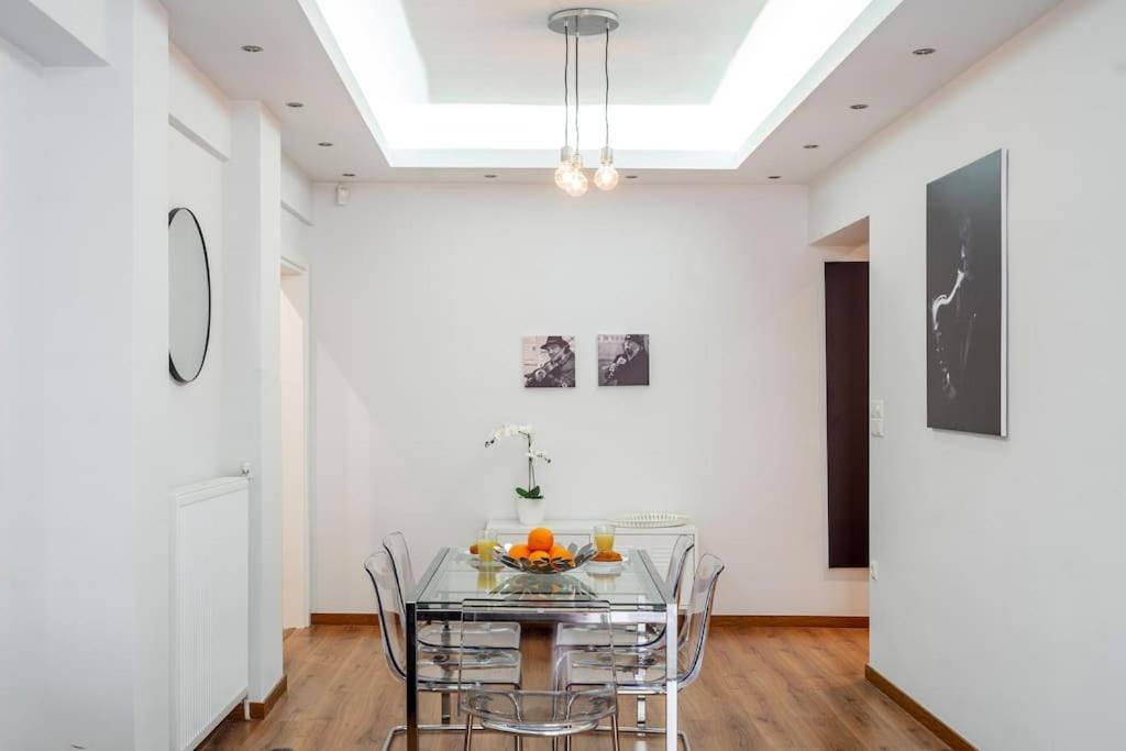 Modernised Athenian Apartment /W 2Br & 2Ba Zewnętrze zdjęcie